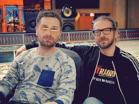 Mietall Waluś i Marcin Bąkiewicz - szef muzyczny Antyradia w Abbey Road Studio 3